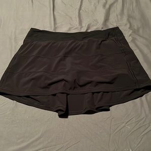 Lululemon skort size 14 tall